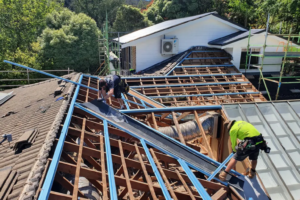 roofing contractor